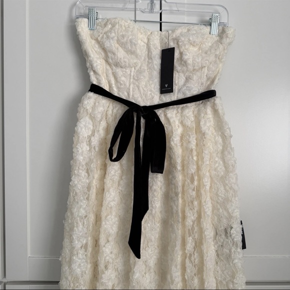 Lulu's Ivory 3D Floral Lace Strapless Midi Dress Formal Prom Wedding Party Gown - Picture 6 of 16